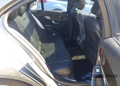 2018 Mercedes-Benz C 300 from USA, damaged, VIN 55SWF4JB9JU263041